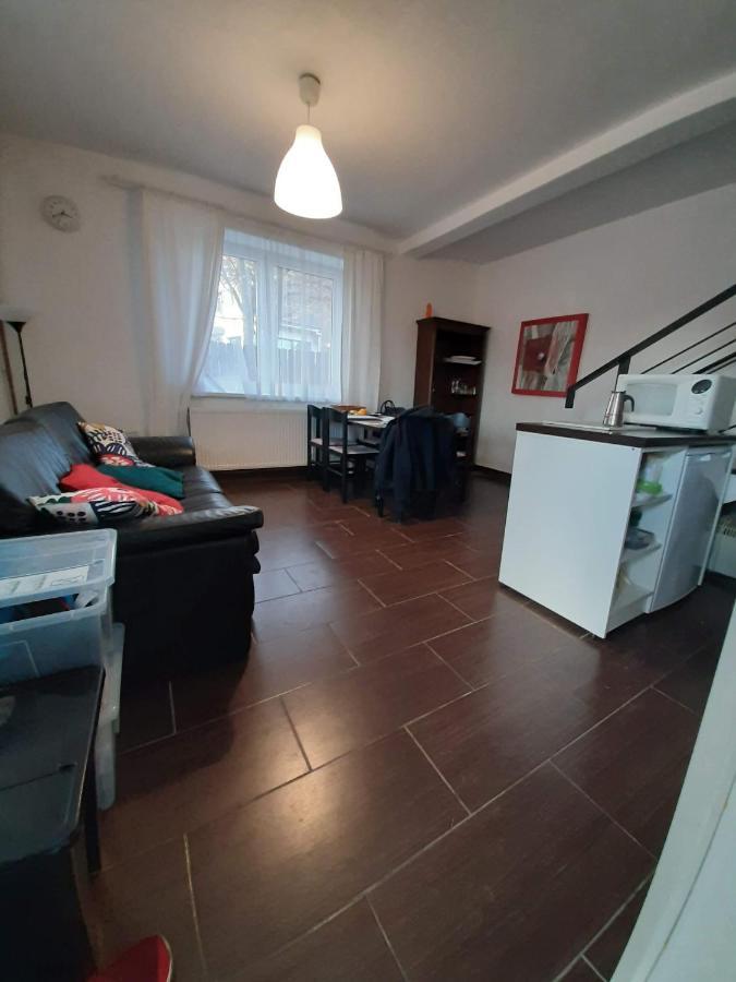 Ardo Vendeghaz Apartment Sarospatak Bagian luar foto