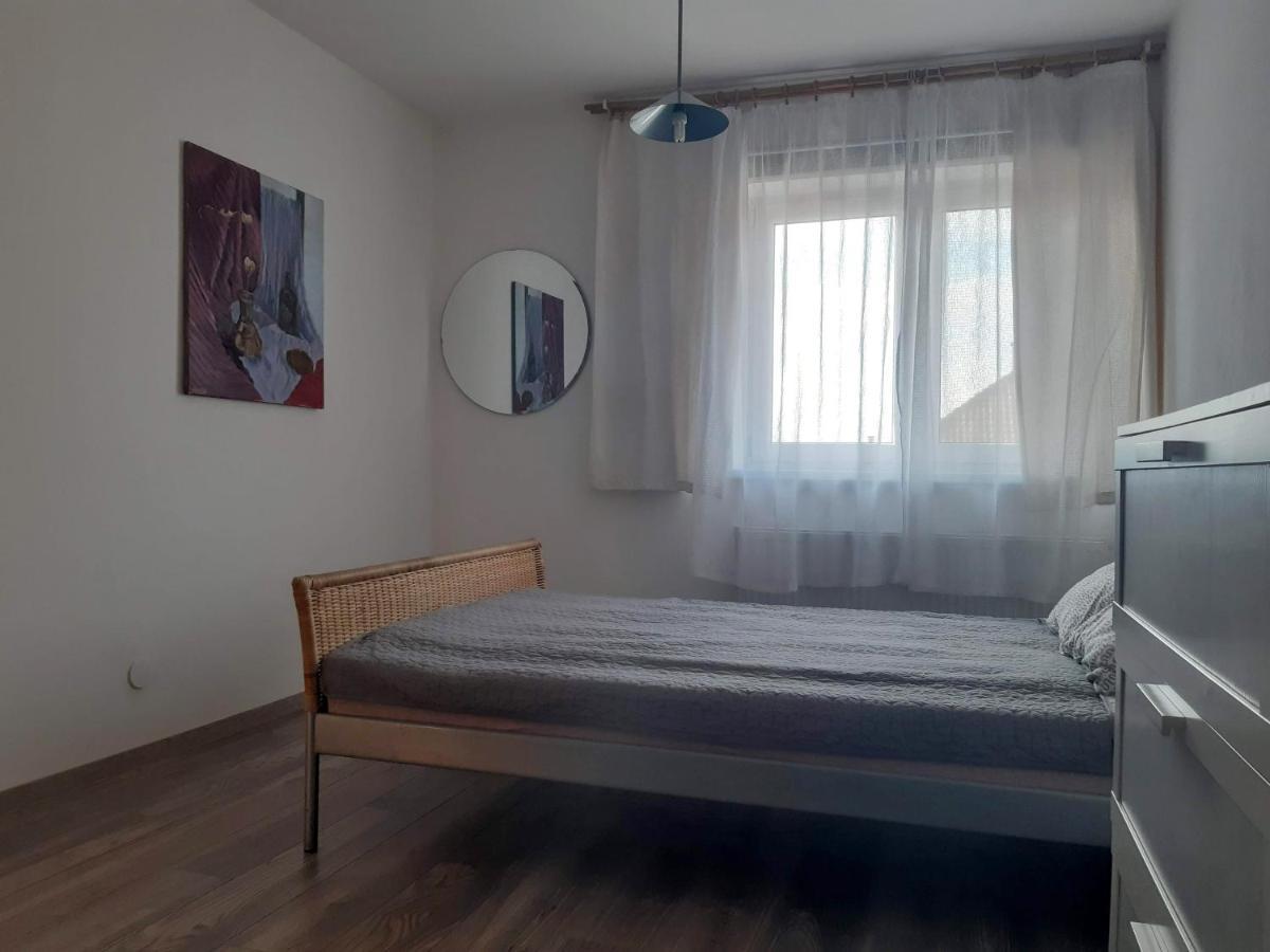 Ardo Vendeghaz Apartment Sarospatak Bagian luar foto